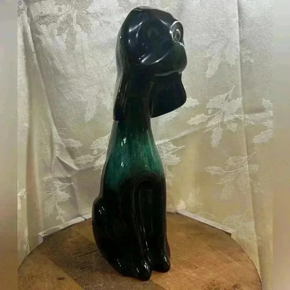 Vintage Canadian Blue Mountain Pottery 14"  Sitting Dog - Picture 1 of 5